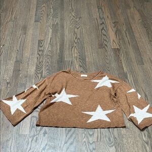 vestique Brown Crewneck Sweater with White Star Pattern